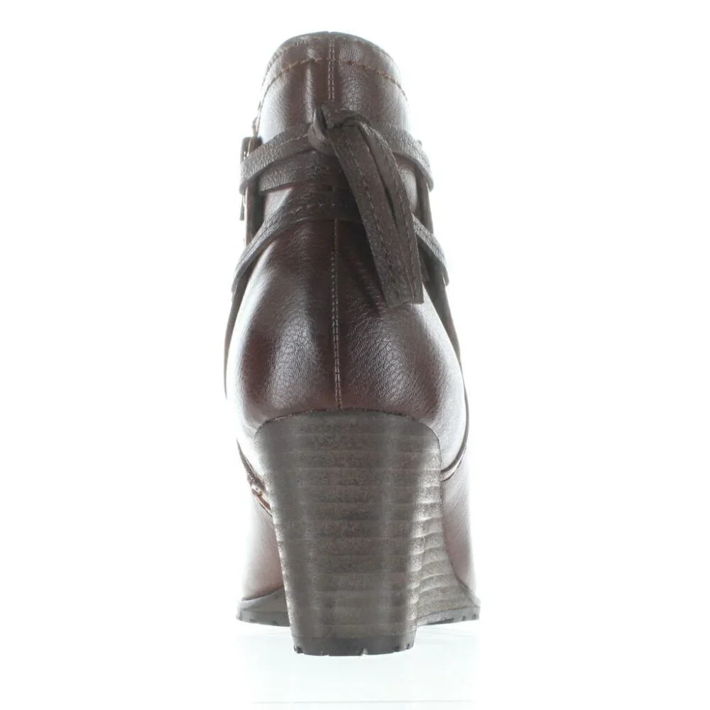 Women's Rockport Cobb Hill Lucinda Back Tie Ankle Bootie  9W New in Box